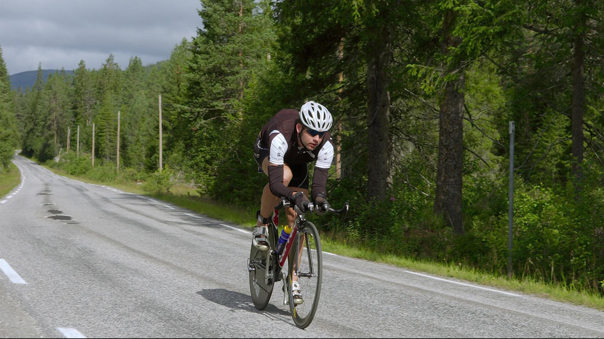 从非洲雄狮到世界之巅，喀麦隆如何击溃摩洛哥，上演NBA总决赛般的焦点之战